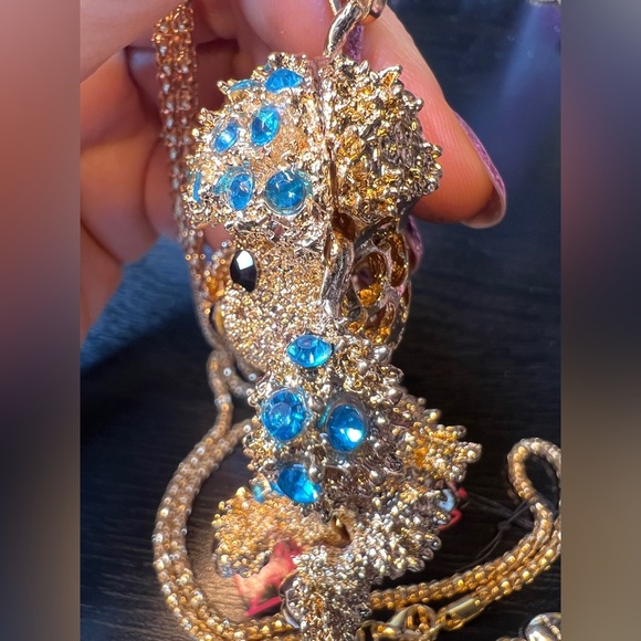 🐩 NWT! Blue Rhinestone Poodle Necklace - Picture 10 of 14